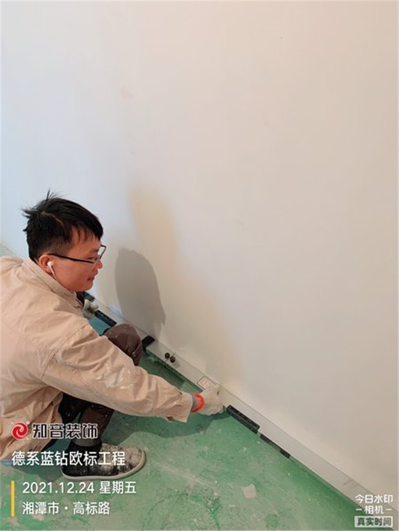 白石古莲城松竹里104平施工现场