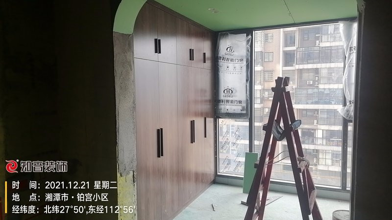 铂宫165平施工现场