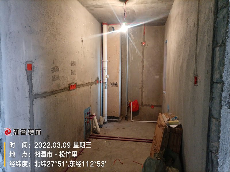 白石古莲城松竹里104平施工现场