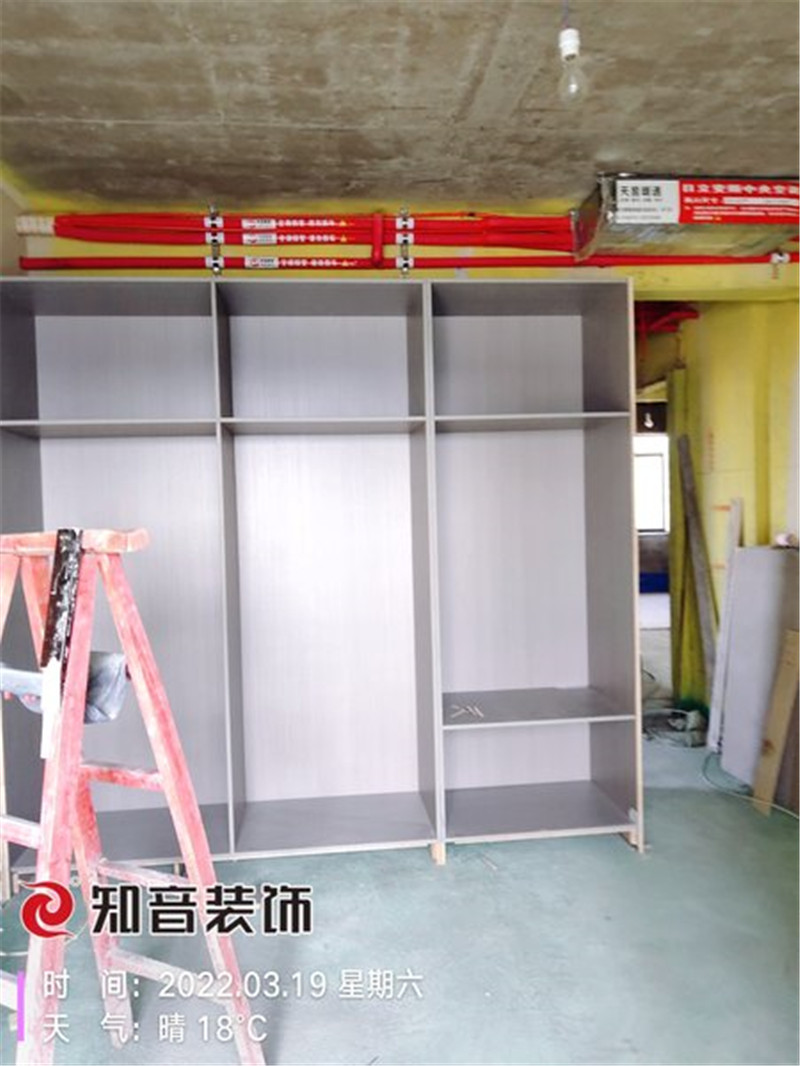 碧桂园峰景120平施工现场