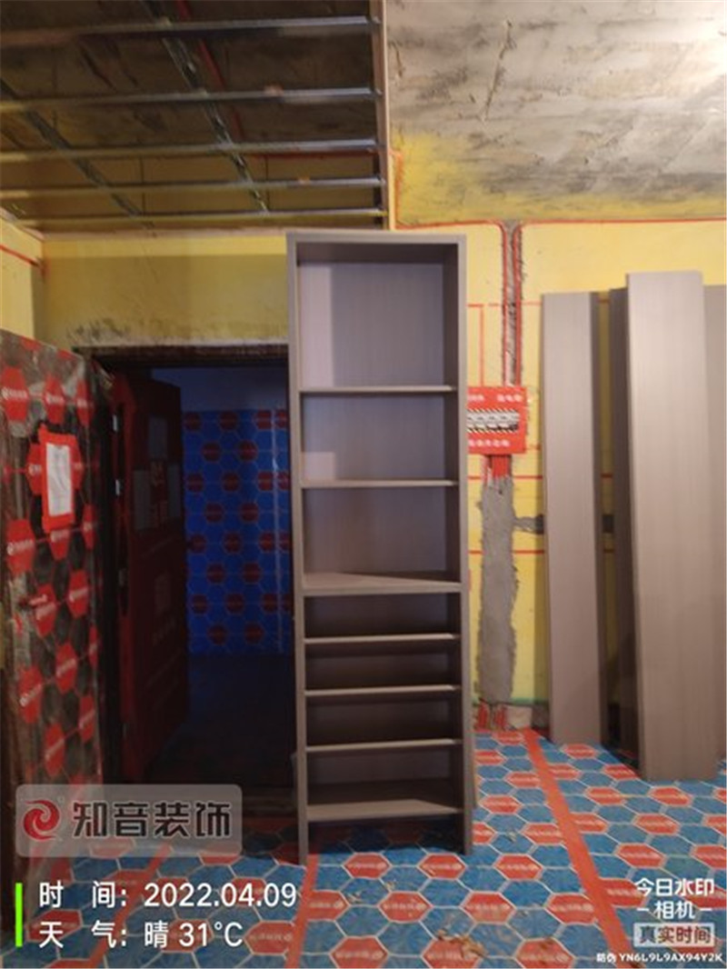 华雅花园96平施工现场