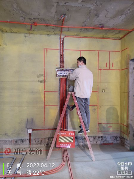 华雅花园120平施工现场