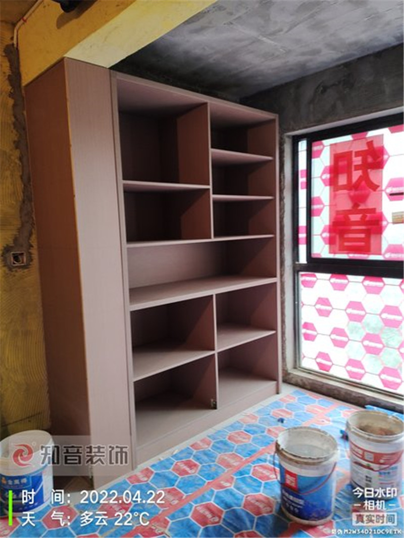 华雅花园98平施工现场