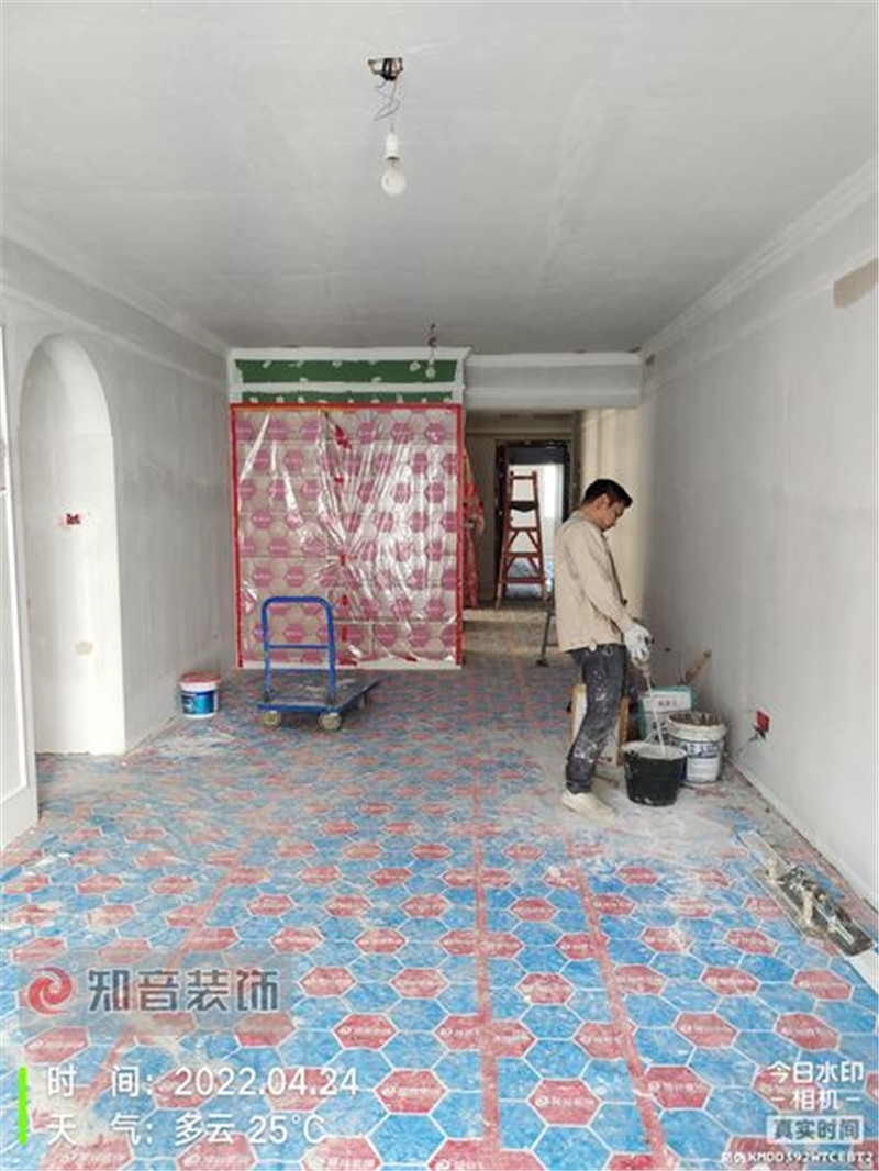 碧桂园天玺111平施工现场