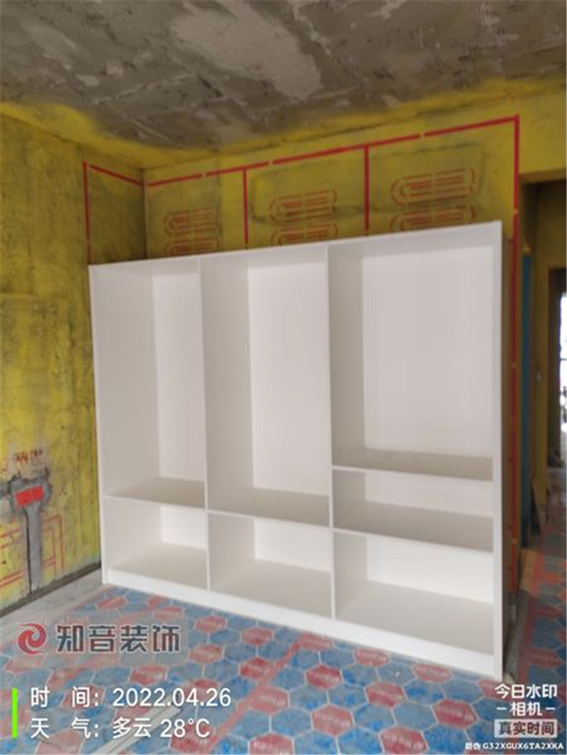 华雅花园122平施工现场