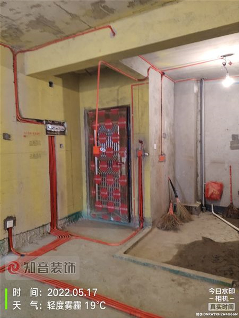 华雅花园100平施工现场