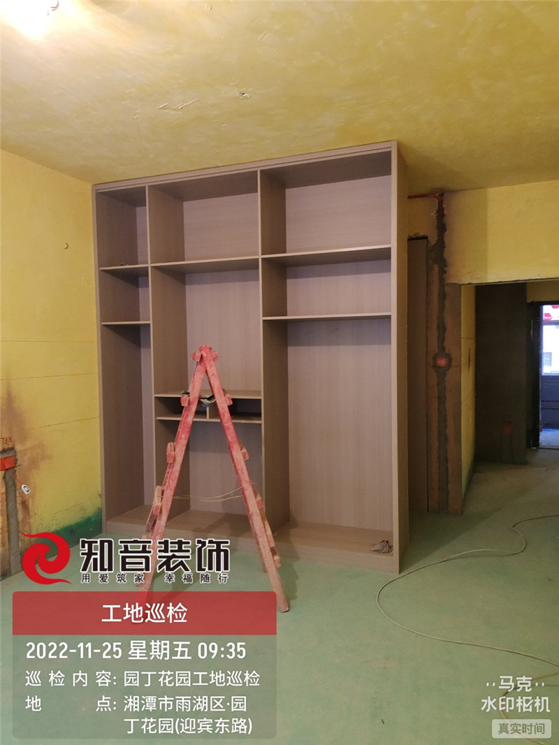 园丁花园复式楼280平施工现场