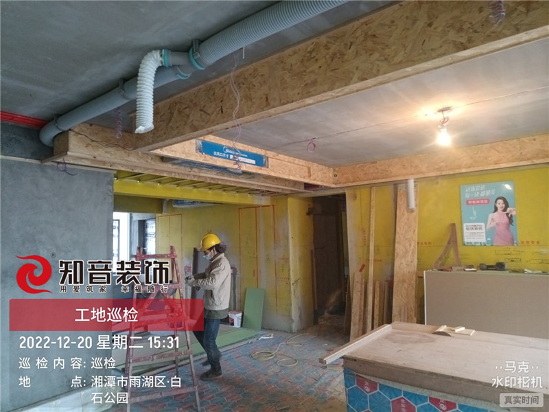 白石古莲城松竹里复式楼施工现场