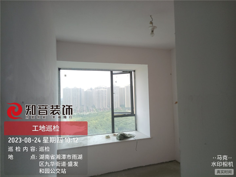 金侨印象湘江123平在施工地