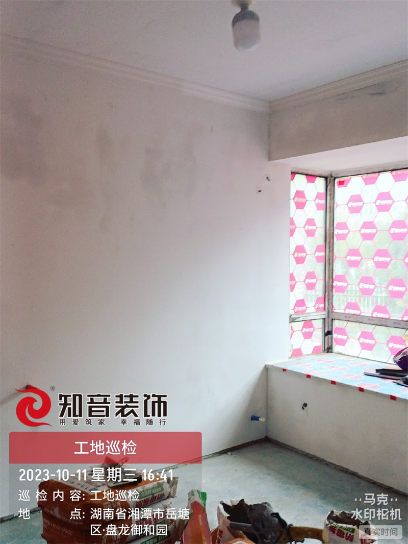 盘龙御和园81平在施工地