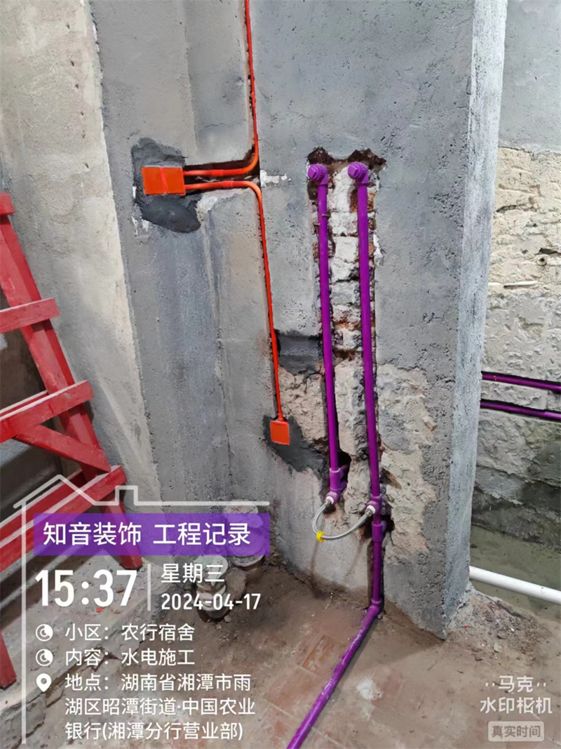 河西农行宿舍旧房改造45平在施工地