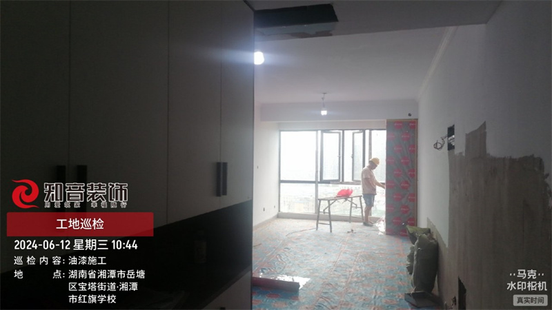 盘龙御康园96平在施工地