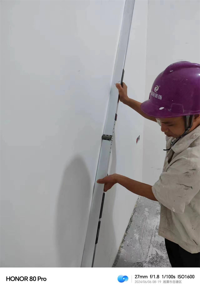 环球港103平在施工地