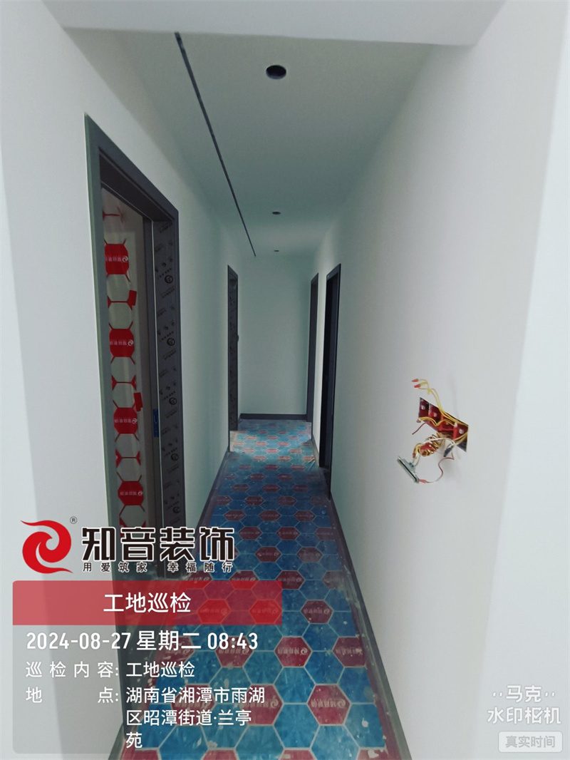 白石古莲城兰亭苑103平在施工地