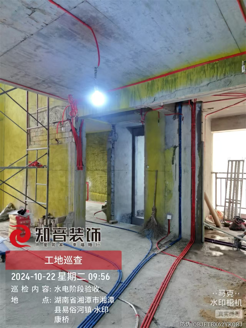 银港国际159平在施工地