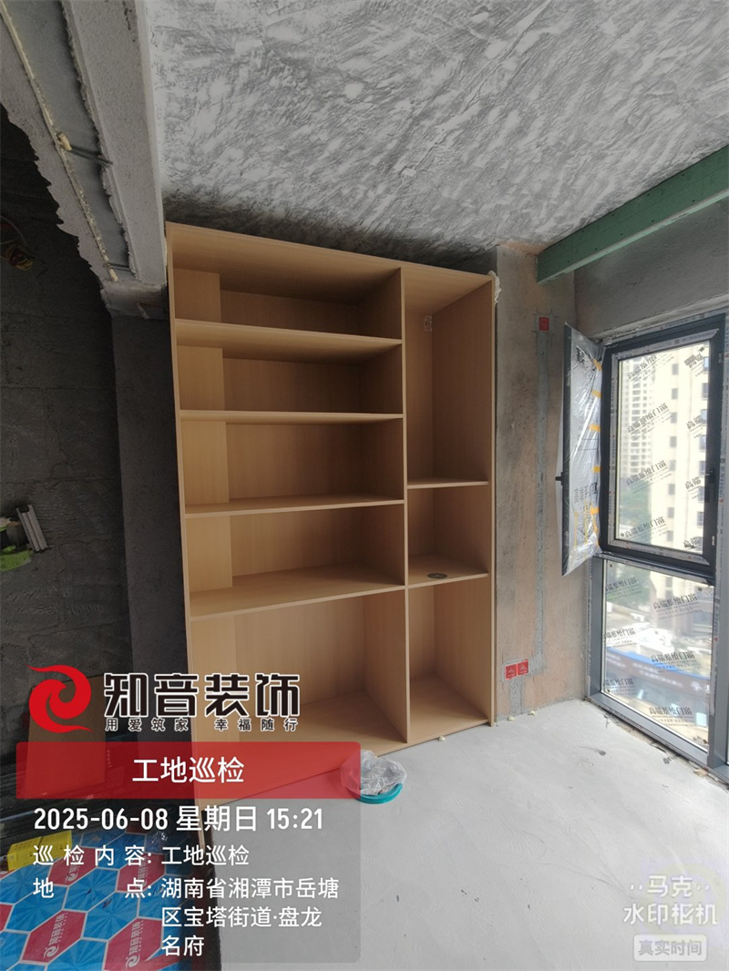 上层国际112平在施工地